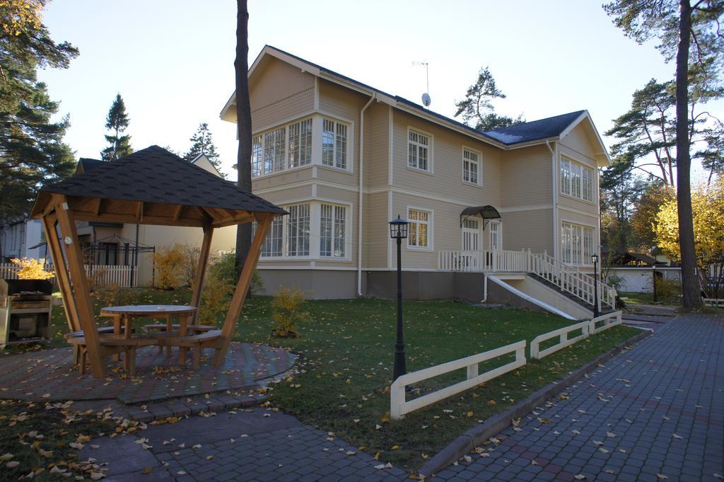 Amber Coast & Sea Aparthotel Jurmala Exterior photo